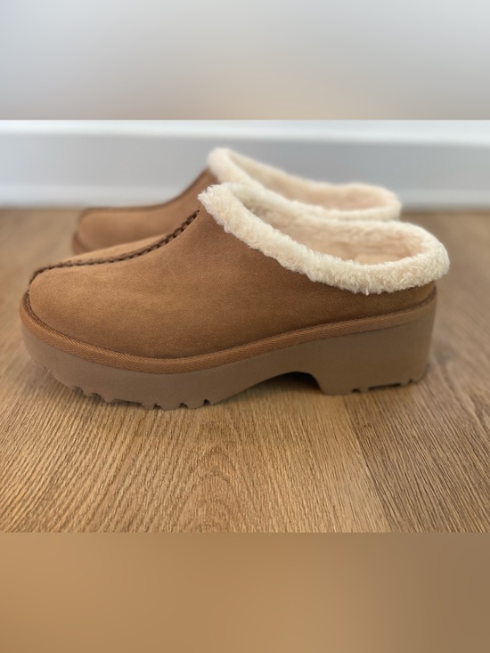 UGG Shoes - UGG Chestnut Suede Shearling-Trim Mule Size 9